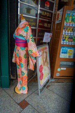Kyoto, Japonya - 05 Temmuz 2017: Kyoto Merkezi şehir merkezinde yer alan Kimono Kiralama Dükkanı