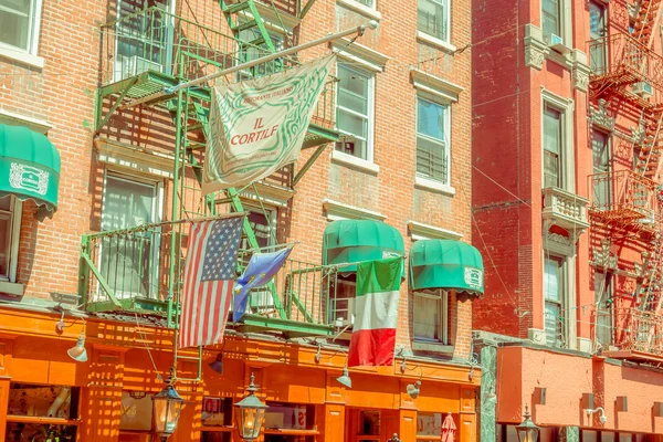 NEW YORK, États-Unis - 05 MAI 2017 : Les rues de Manhattan New York et plus particulièrement le quartier Litle Italy à New York États-Unis — Photo