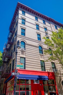 New York, ABD - 22 Kasım 2016: Arkadaşlar daire New York'ta konumdur bulunduğu 90 Bedford caddesinde Grove Street New York ABD'de köşesinde