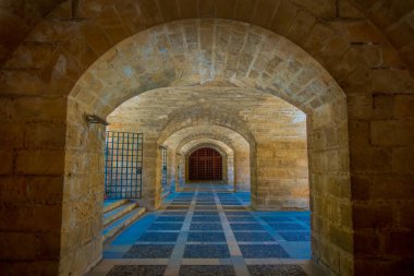 Palma De Mallorca, İspanya - 18 Ağustos 2017: Katedrali, Santa Maria, Palma La Seu Palma de Mallorca, İspanya güzel bir mavi gökyüzünde iç görünümü