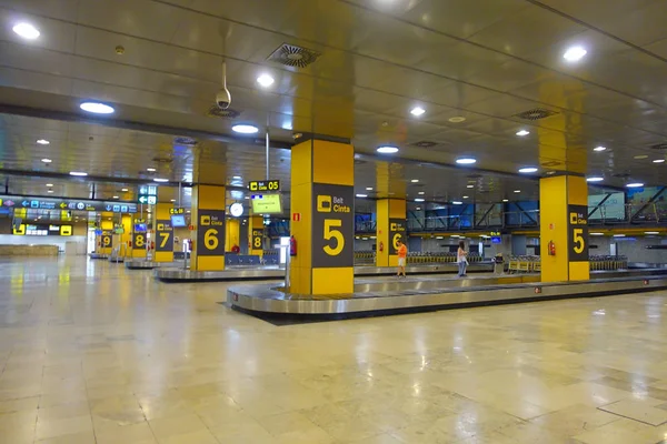 主要国际机场的西班牙的马德里在马德里，西班牙首都马德里，西班牙-2017 年 8 月 18 日： 马德里巴拉哈斯机场 — 图库照片