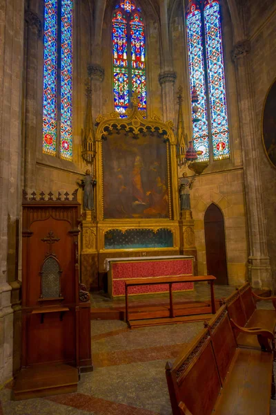 PALMA DE MALLORCA, ESPAÑA - 18 AGOSTO 2017: Hermosa vista interior de la iglesia de Santa Eulalia situada en Palma de Mallorca, España —  Fotos de Stock