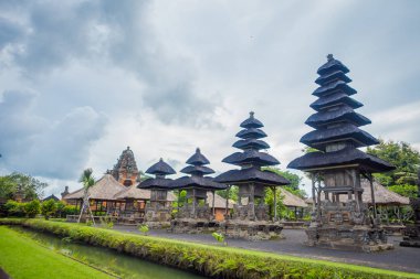 Bali, Endonezya - 08 Şubat 2017: Royal Tapınağı Mengwi Mengwi, Bali, Endonezya ünlü yerler olduğunu Badung regency bulunan İmparatorluğu'nun