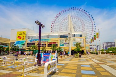 Osaka, Japonya - 18 Temmuz 2017: Çerçeve güven Tempozan dönme Japonya'nın Osaka, yakından. Osaka akvaryum Kaiyukan yanındaki Tempozan Harbor Köyü yer alır