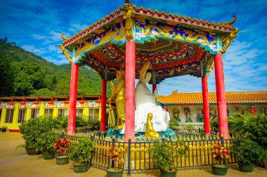 On bin Buda Manastırı Sha Tin, Hong Kong, Çin.