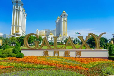 Makao, Çin - 11 Mayıs 2017: lüks açık park rüya Galaxy Hotel Macau altın sözler imi, bu önemli bir turistik Macau