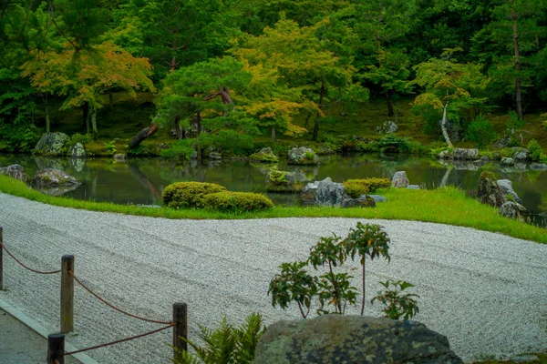 KYOTO, JAPÃO - JULHO 05, 2017: Jardim Zen de Tenryu-ji, Templo do Dragão Celestial. Em Kyoto, Japão — Fotografia de Stock