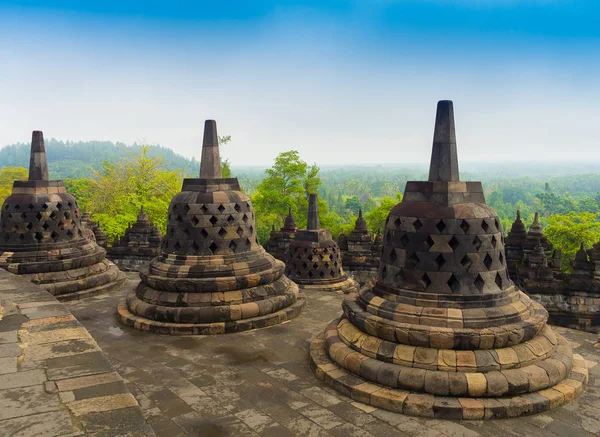 9. yüzyıl Mahayana Budist tapınağı Borobudur, Yogyakarta, Java Adası, Endonezya yakınındaki Magelang Regency