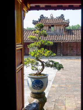 Hue, Vietnam - 13 Eylül 2017: Hue, Vietnam içinde yer alan bir tapınağın eski güzel, yakın çekim