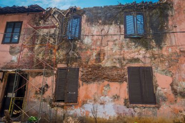 Jakarta, Endonezya: Çok rustik henüz büyüleyici bina cephe restorasyon geçiren şehirde bulunan