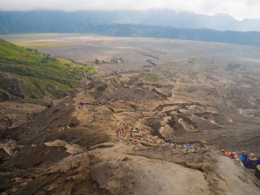 Yakın Mount Bromo etkin Dağı Bromo Doğu Java, Endonezya en çok ziyaret edilen turistik biridir