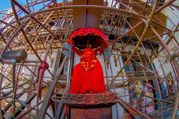 KATHMANDU, NEPAL OCTUBRE 15, 2017: Hermosa vista de algunos edificios en reconstrucción después del terremoto de 2015 de la plaza Durbar en Katmandú, capital de Nepal, efecto ojo de pez —  Fotos de Stock