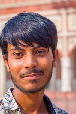 Amber, Hindistan - 19 Eylül 2017: Amber, Hindistan sokaklarında tanımlanamayan bir Hintli adam portresi