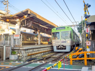 Hakone, Japonya - 02 Temmuz 2017: Hakone-Yumoto istasyonu Hakone dağ tatil içine giriş noktası olarak hizmet vermektedir. Anime ve manga Neon Genesis Evangelion istasyonu