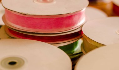 Renkli bez bant rulo cose