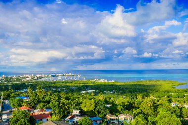 Güzel manzaralı San Andres Adası Kolombiya ve Karayip Denizi Güney Amerika beldesi