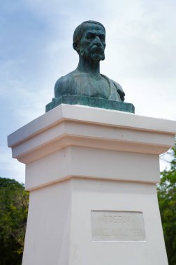 Santa Marta, Kolombiya - 21 Ekim 2017: Heykel, Manuel Murillo Toro şehir Santa Marta, Kuzey Kolombiya popüler Karayip hedef Lovers Park'ta