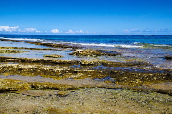 Fantastisk vacker utsikt över San Andres Island från Johnny Cay i en underbar solig dag i San Andrés, Colombia — Stockfoto