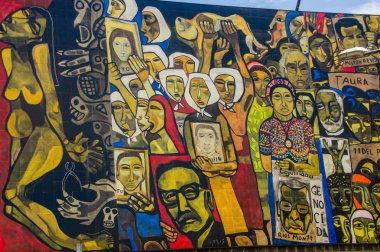 Quito, Ekvator 20 Ağustos 2017: Açık ve güzel duvar grafiti bir duvara Merkezi Quito, Ekvator