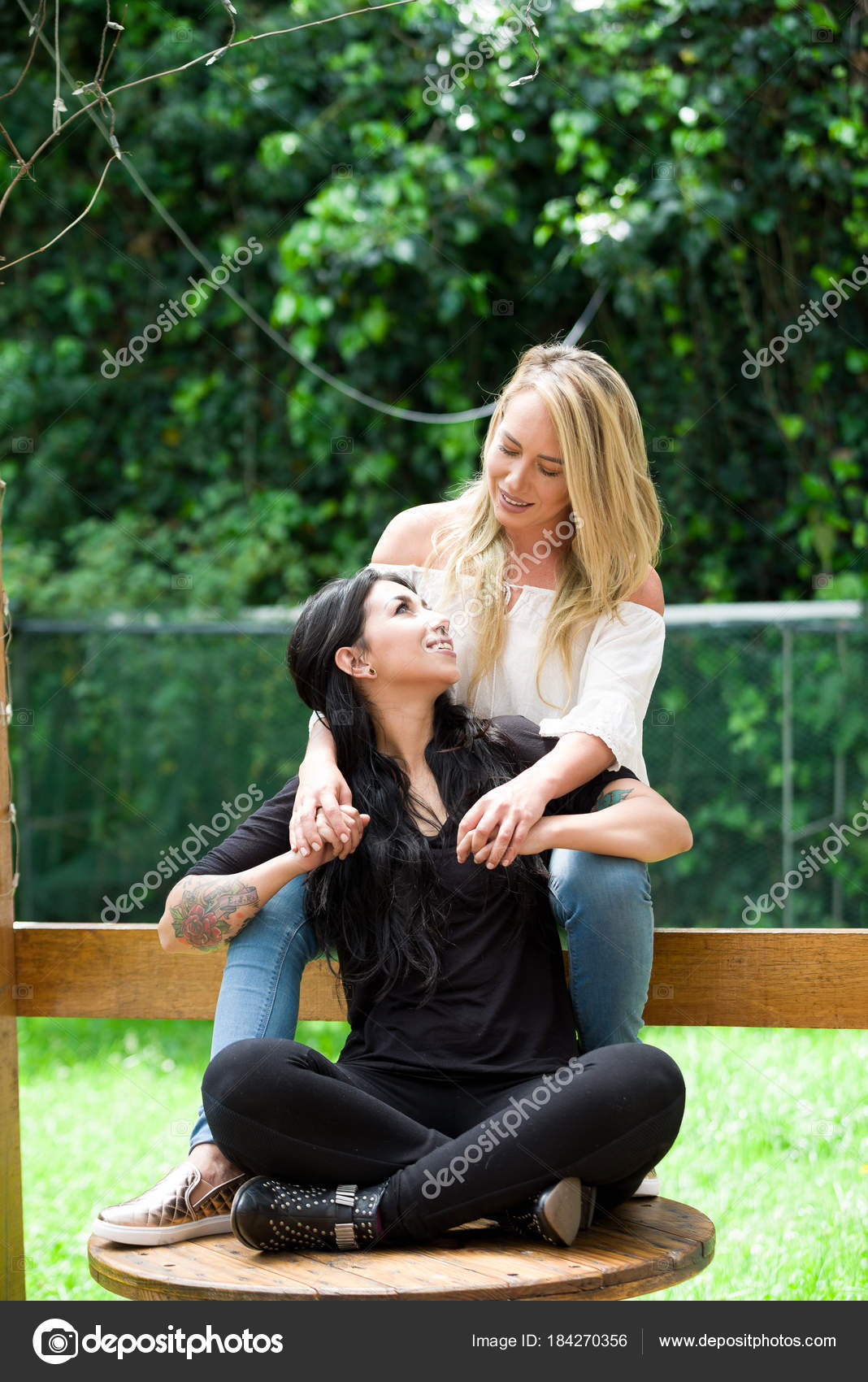 Good words brunette blonde lesbian lesbiche Brunette blonde lesbian lesbiche