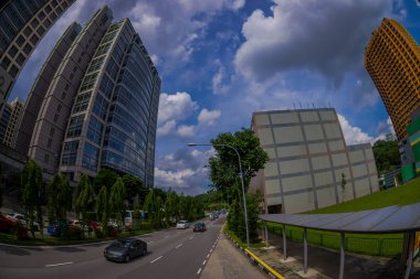 Singapore, Singapur - 30 Ocak. 2018: genel yerleşim aiz binasında karmaşık ve şehir merkezi Kallang mahalle ile bazı arabalar Sokaklarda Singapur, balık gözü açık görünümü