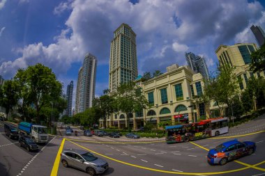 Singapore, Singapur - 30 Ocak. 2018: genel yerleşim aiz bina kompleksinde Kallang mahalle, şehir merkezindeki Singapur sokaklarında bazı toplu taşıma ile açık görünümü