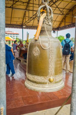 Ayutthaya, Tayland, 08 Şubat 2018: Bell seçici odak bir tapınakta Ayutthaya kapat