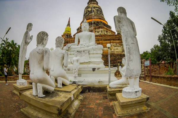 Εξωτερική άποψη της Sukhothai ιστορικό πάρκο η παλιά πόλη της Ταϊλάνδη αρχαία άγαλμα του Βούδα στο Βατ Μαχαδάτ, ιστορικό πάρκο Σουκοτάι, Ταϊλάνδη — Φωτογραφία Αρχείου