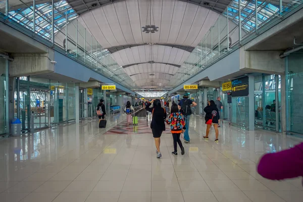 Bangkok, thailand - februar 01, 2018: innenansicht der ankunftshalle am internationalen flughafen don mueang, terminal 2 ist der flughafen für günstige fluggesellschaften in thailand, für nationale und internationale — Stockfoto