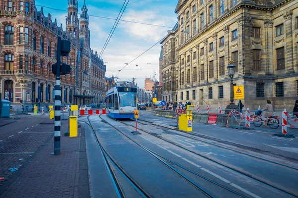 HOUSTON, USA- MARÇO 10, 2018: Linda vista ao ar livre de Amsterdam Eléctrico é uma rede de eléctrico que tem sido operado pelo operador de transportes públicos municipais GVB, Amesterdão — Fotografia de Stock