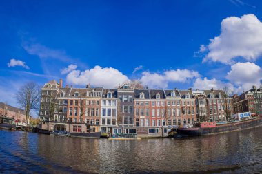 Amsterdam, Hollanda, Mart, 10 2018: Hermitage Müzesi Amsterdam Amstel Nehri ile 12,846 sq metre, şu anda onun en büyük bağımlılık üzerinde açık görünüm