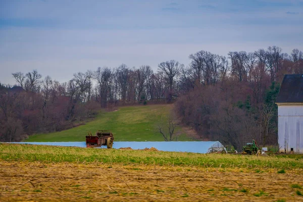 Zewnętrzny widok ziemi typowe Amish Farm w Lancaster county — Zdjęcie stockowe