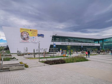Quito, Pichincha Ekvador - 25 Ekim 2019: 200. yıl etkinlik merkezi, Quito 'nun ortasında bir havaalanı, bir kongre merkezi.