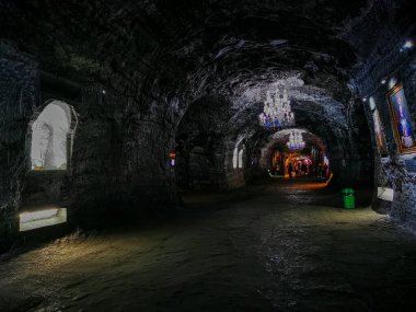 Zipaquira, Kolombiya - 12 Kasım 2019: Yeraltı Tuzu Katedrali Zipaquira 200 metre yeraltındaki bir madenden tünellere inşa edildi.