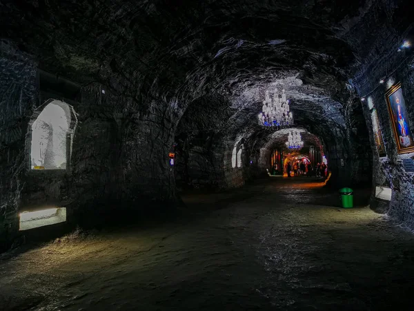 Zipaquira, Colombia - November 12, 2019: Underground Salt Cathedral Zipaquira побудована в тунелях з шахти 200 метрів під землею. — стокове фото