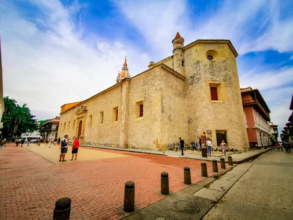 Antigua parte histórica de Cartagena rodeada por el muro defensivo . — Foto de Stock