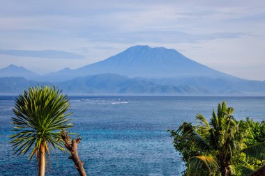 Görünüm Agung Dağı Nusa Lembongan, Endonezya