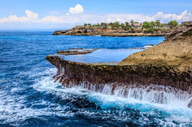 Şeytanlar gözyaşları, darbe delik günbatımı noktası, Nusa Lembongan, Endonezya