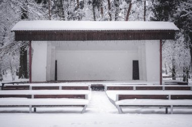 Sahne performansları açık havada için