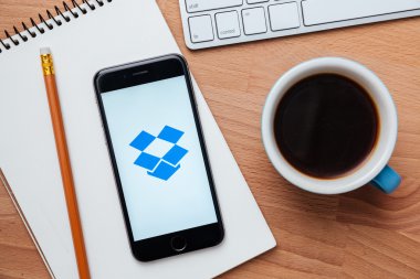 Dropbox is a free sharing pics, videos and documents app clipart