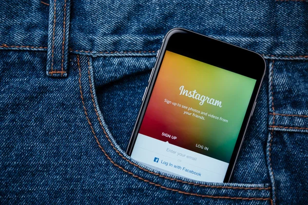 Instagram ist beliebteste Foto-Social-Networking-Seite der Welt — Stockfoto