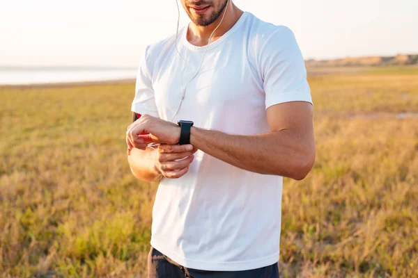 Spor man onun smartwatch kulaklık arıyorum