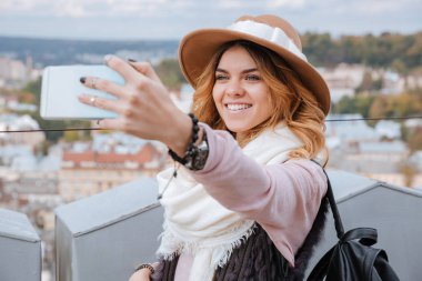 Kız olun bir selfie