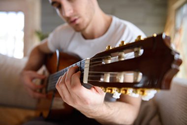 gitar atış kapatmak