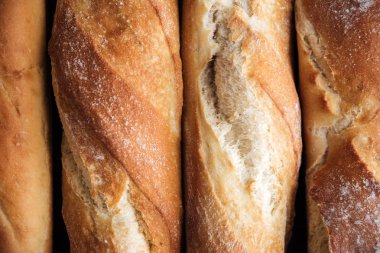 Fırında ekmek loafs