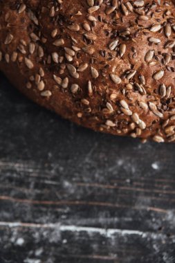 Ekmek fırın koyu ahşap tablo