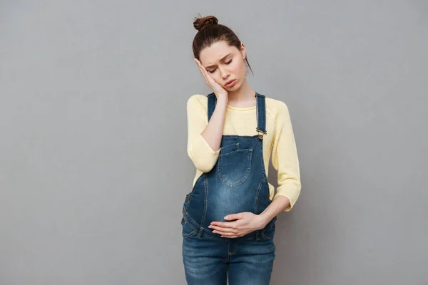 Tired pregnant woman. — Stock Photo, Image