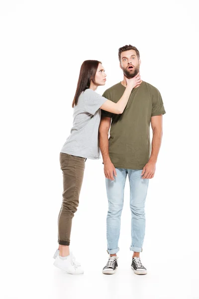 Mulher engasgando seu homem — Fotografia de Stock