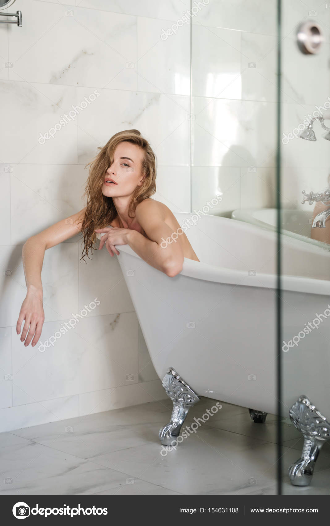 naked woman with huge tits
