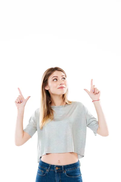 Retrato de uma menina bonita alegre de pé — Fotografia de Stock